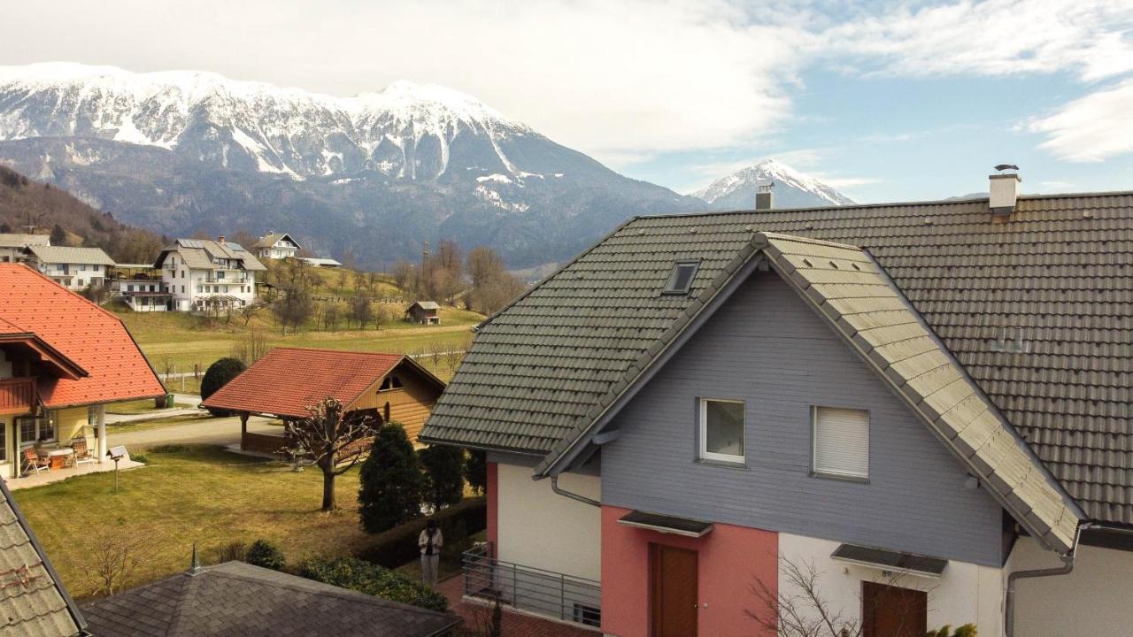 ブレッドHouse Eden With Mountain Viewsアパートメント エクステリア 写真